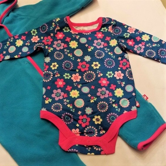 NWT Girl Toddler Onesie Elf Romper Set, in Blue - Picture 4 of 6
